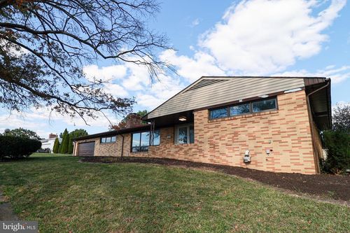 532 Altavista Ave, HARRISBURG, PA, 17109-5801 | Card Image