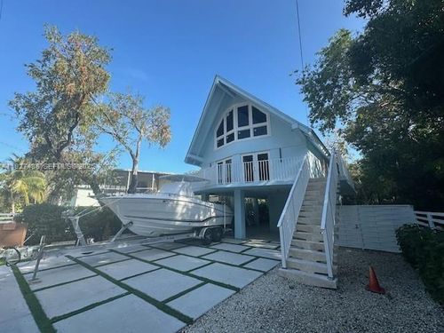 202 Mahogany Dr, Key Largo, FL, 33037-4544 | Card Image