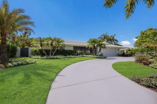 567 Bird Key Dr, SARASOTA, FL, 34236-1800 | Card Image