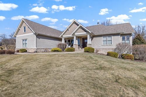 978 Weatherfield Way, Belvidere, IL, 61008-8107 | Card Image