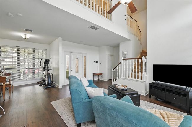 APT-8 - 211 Cimarron Trl, Condo with 2 bedrooms, 3 bathrooms and null parking in Irving TX | Image 6