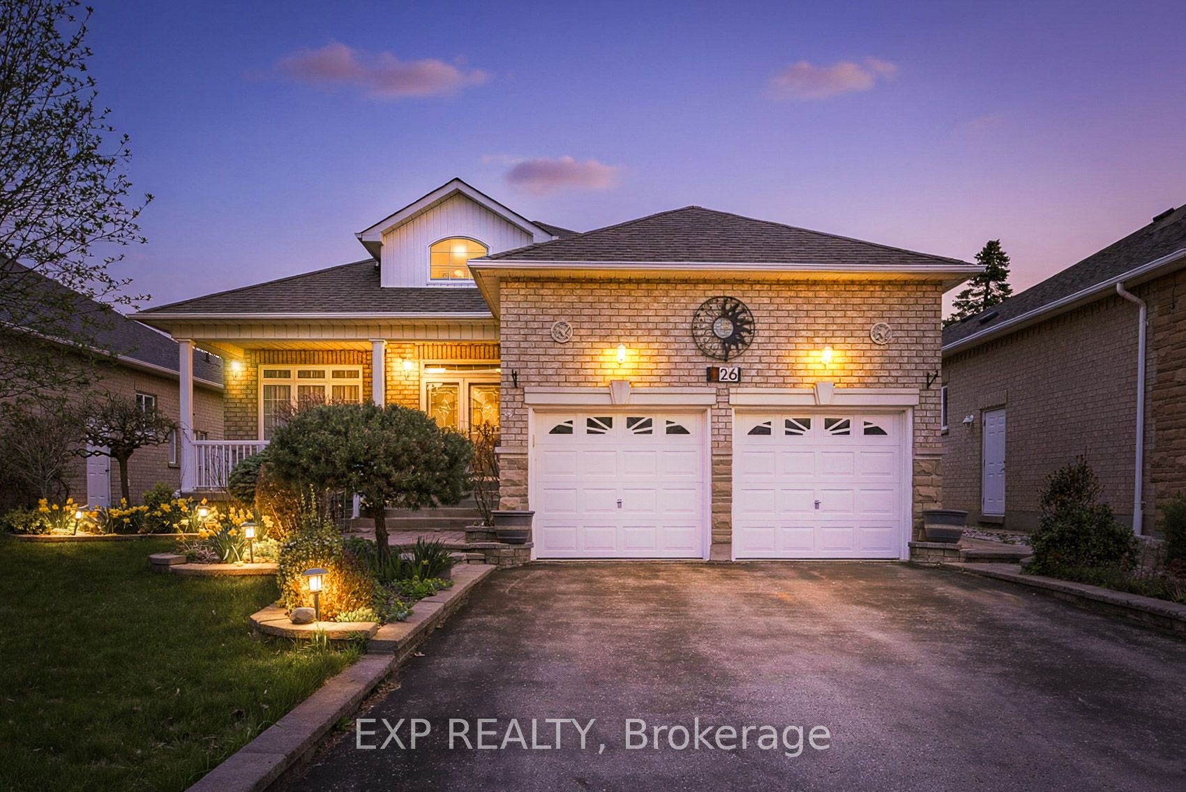Residential in Richmond Hill 3
