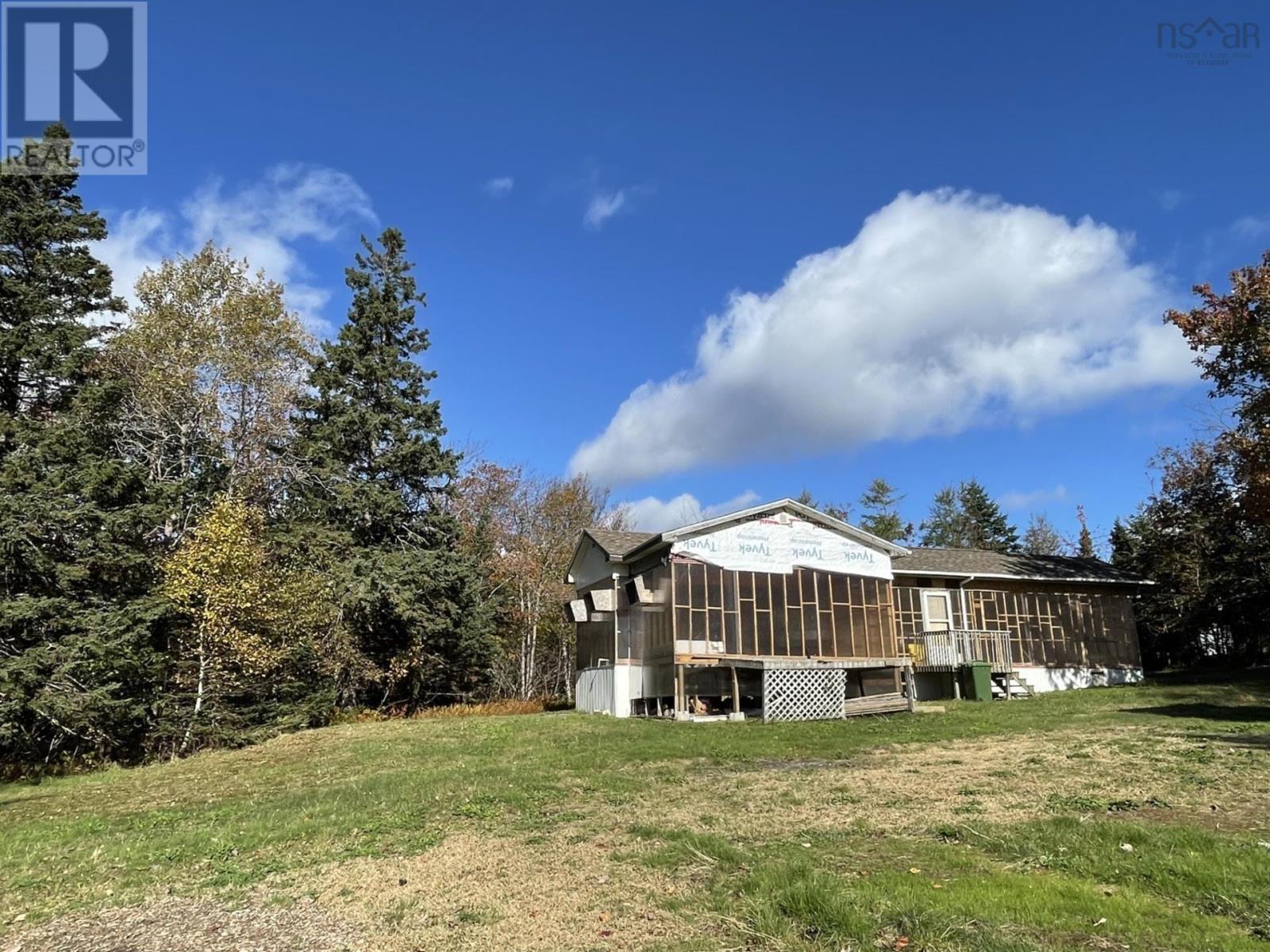 26 Silver Crt, For Sale in Cow Bay Zoocasa