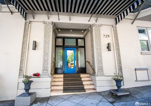 apt-207-725 Pine St, San Francisco, CA, 94108-3192 | Card Image