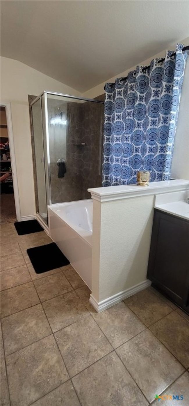 Master bathroom | Image 9