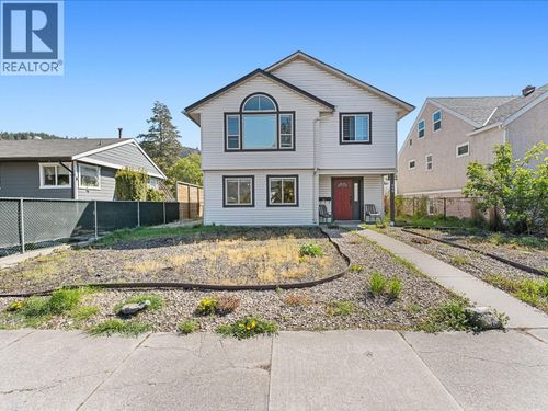 859 Richter St, Kelowna, BC, V1Y2J9 | Card Image