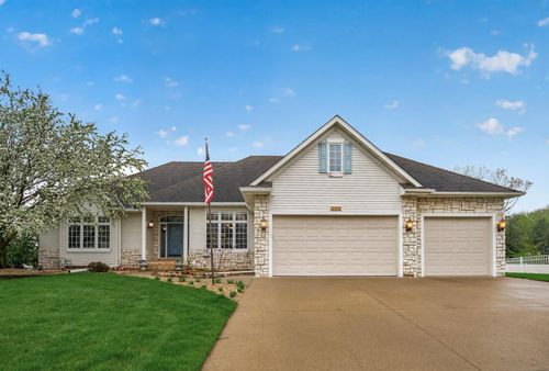 11312 Kenworth Ln, Lakeville, MN, 55044-8484 | Card Image