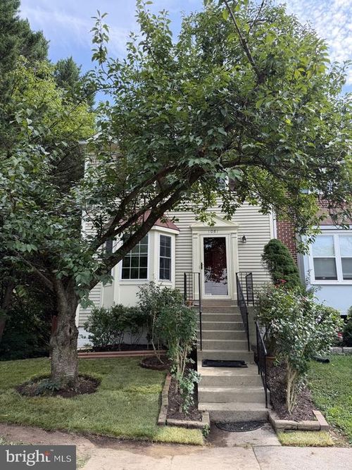 1081 Smartts Ln Ne, LEESBURG, VA, 20176-4820 | Card Image