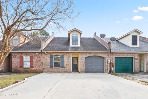 805 W Monroe St, Broussard, LA, 70518-4565 | Card Image