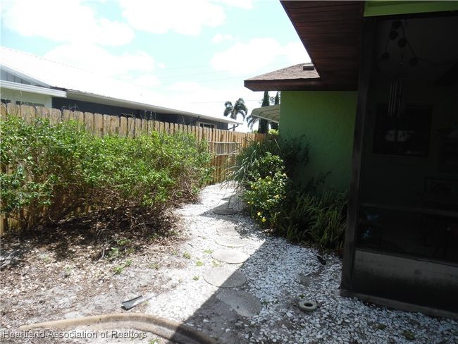 1605 Lake Clay Dr, House other with 2 bedrooms, 2 bathrooms and null parking in Lake Placid FL | Image 9