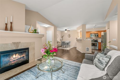 c308-15300 112th Ave Ne, Bothell, WA, 98011-4175 | Card Image
