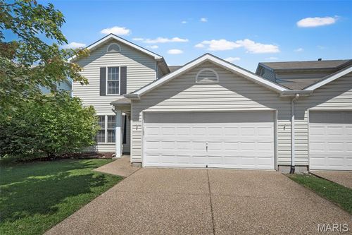 19 Tyler Ct, Wentzville, MO, 63385-4665 | Card Image