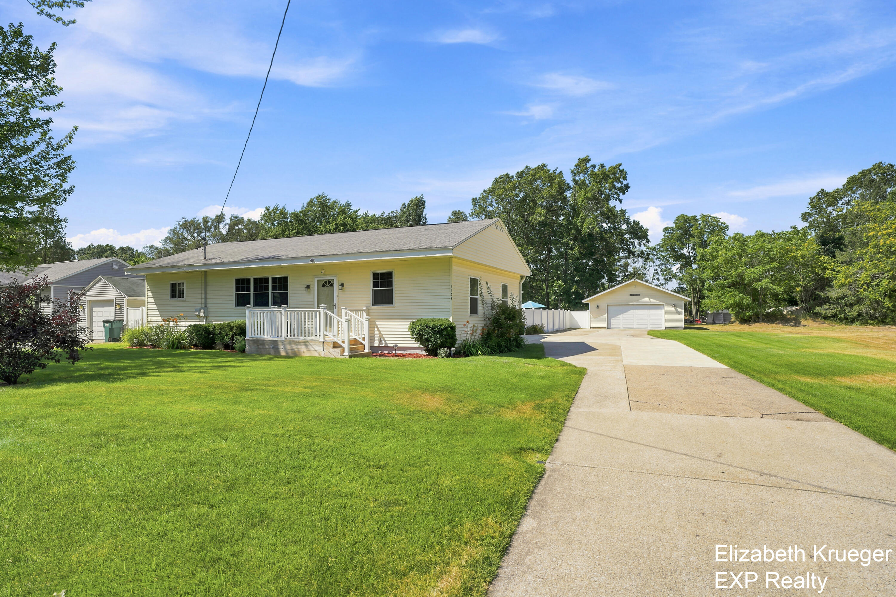 Residential in Norton Shores 5