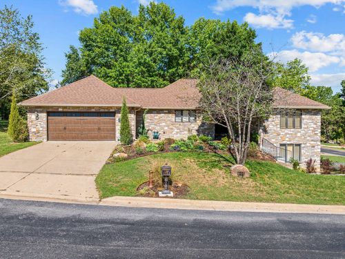 133 Regent Dr, Branson, MO, 65616-3460 | Card Image