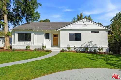 12455 Milbank St, Studio City, CA, 91604-1232 | Card Image