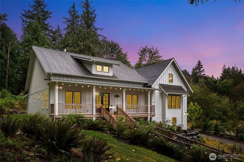 15403 127th Ave Se, Snohomish, WA, 98290-6819 | Card Image