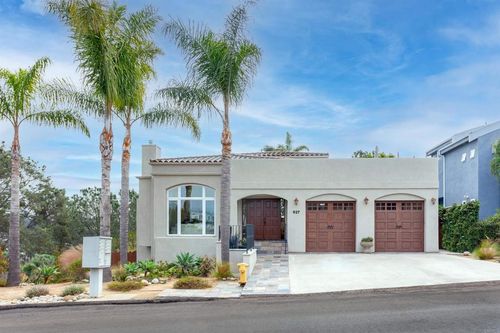 527 Liverpool Dr, Cardiff by the Sea, CA, 92007-1823 | Card Image