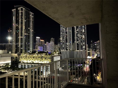 e-1605-800 N Miami Ave, Miami, FL, 33136-3543 | Card Image
