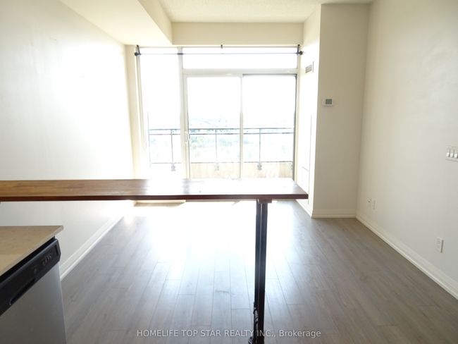 1201 - 9506 Markham Rd, Condo with 2 bedrooms, 1 bathrooms and 1 parking in Markham ON | Image 4
