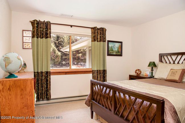 368 Meadow Ln, House other with 4 bedrooms, 3 bathrooms and null parking in Glenwood Springs CO | Image 18