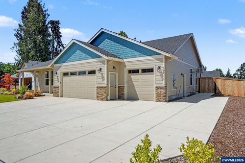 313 Ne Clay St, Sublimity, OR, 97385 | Card Image