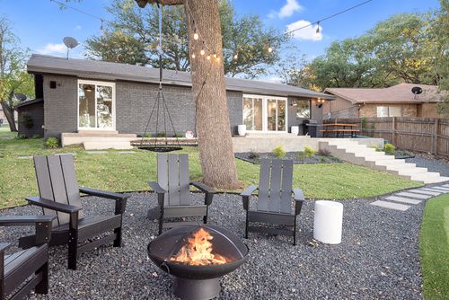 319 Admiral Dr, Gun Barrel City, TX, 75156-5661 | Card Image