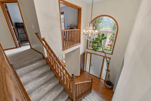 13947 Fleetwood Ave, Apple Valley, MN, 55124-5043 | Card Image