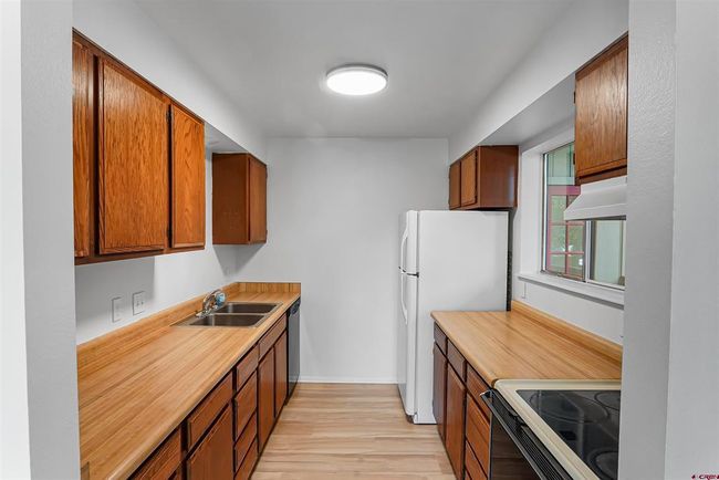 APT-2 - 3211 W 5 Th Ave, Condo with 2 bedrooms, 2 bathrooms and null parking in Durango CO | Image 7