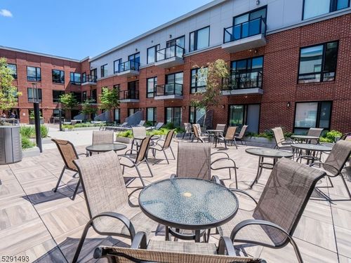 213-173 Morris St, Morristown, NJ, 07960-4332 | Card Image