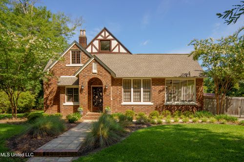 315 Mamie St, Hattiesburg, MS, 39401-4274 | Card Image