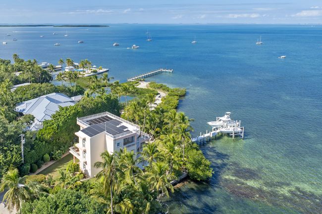 Stunning Bay Views | Image 58