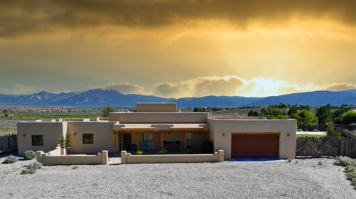 347 Los Cordovas Rd, Ranchos De Taos, NM, 87557-7934 | Card Image