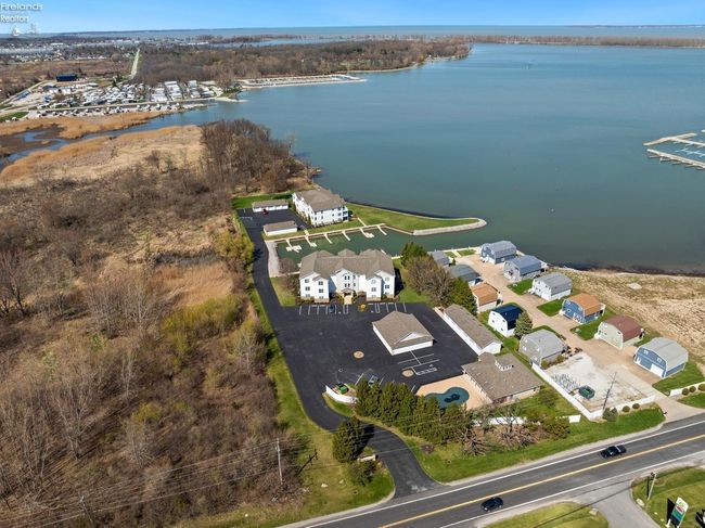 L3F - 6011 E Harbor Rd, Condo with 3 bedrooms, 2 bathrooms and 1 parking in Marblehead OH | Image 56