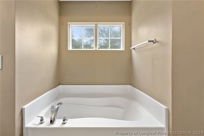 40 Sedgefield Ln, House other with 4 bedrooms, 3 bathrooms and null parking in Spring Lake NC | Image 24