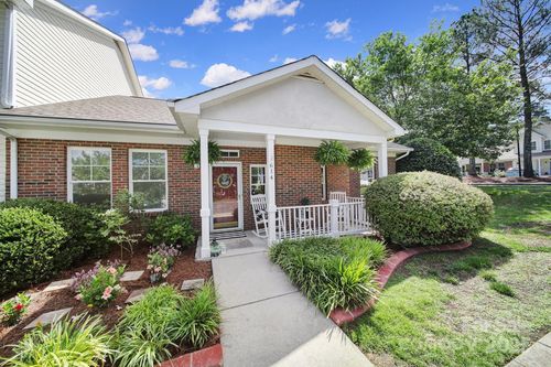 614 Stone Village Dr, Fort Mill, SC, 29708-6483 | Card Image
