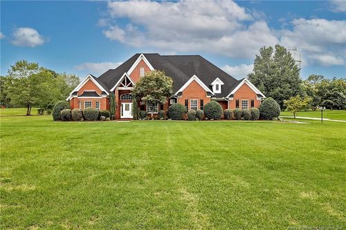 221 W Dove Ridge Ln, Spring Lake, NC, 28390-9106 | Card Image