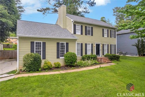 557 Spring Creek Way Ne, Marietta, GA, 30068-3072 | Card Image