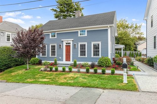 3-22 Castle St, East Greenwich, RI, 02818-3708 | Card Image