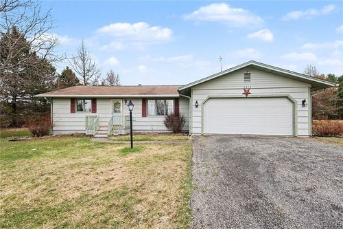 3216 Oran Gulf Rd, Manlius, NY, 13104-9547 | Card Image