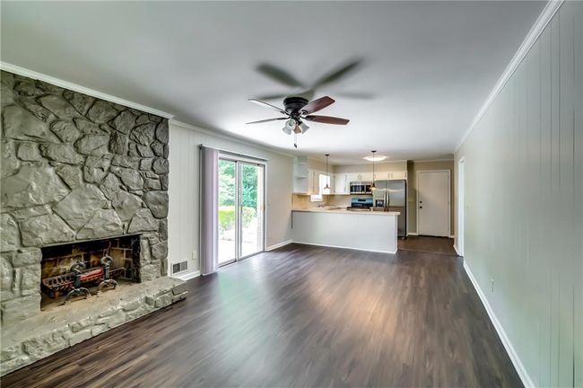4342 Riverwood Cir, House other with 3 bedrooms, 3 bathrooms and 4 parking in Decatur GA | Image 8