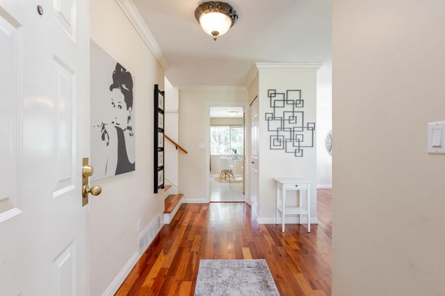 1015 163 St, House other with 3 bedrooms, 3 bathrooms and 6 parking in Surrey BC | Image 16