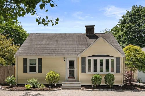 389 Commonwealth Rd, Wayland, MA, 01778-5115 | Card Image