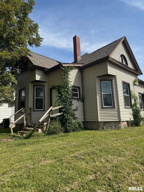 131 S Lincoln Ave, Davenport, IA, 52802-1712 | Card Image