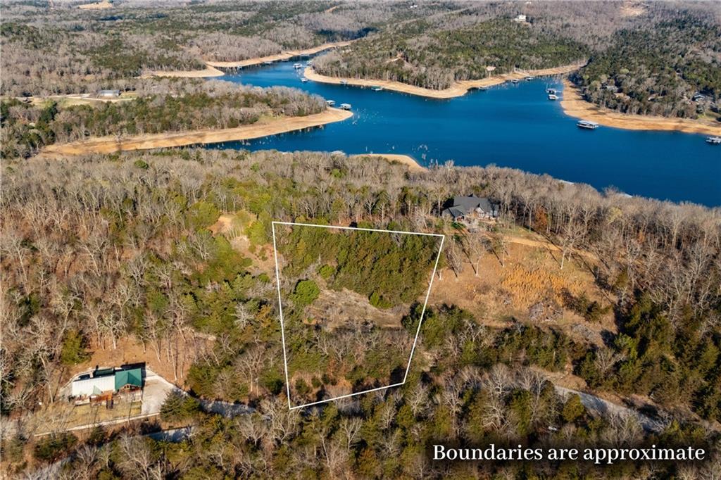 Land in Rogers