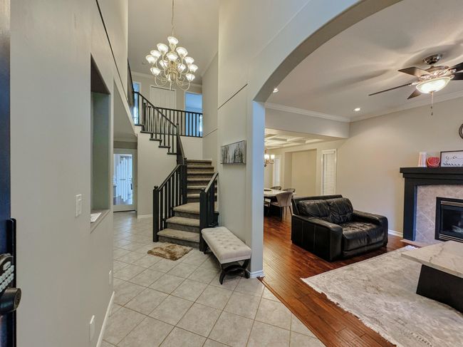 7546 Wiltshire Drive, House other with 8 bedrooms, 3 bathrooms and 6 parking in Surrey BC | Image 3