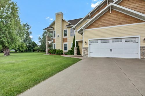 unit-2-755 Hickory Way, Lake City, MN, 55041-6019 | Card Image