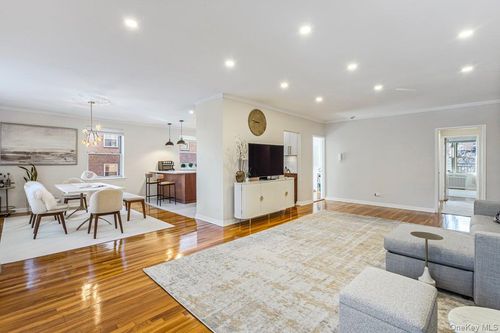 apt-2d-162-01 Powells Cove Blvd, Whitestone, NY, 11357-1402 | Card Image