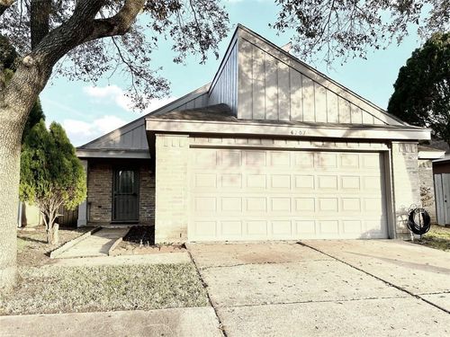 6207 Grandvale Dr, Houston, TX, 77072-1517 | Card Image