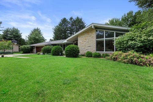 1925 Eastwood Ave, JANESVILLE, WI, 53545-2607 | Card Image