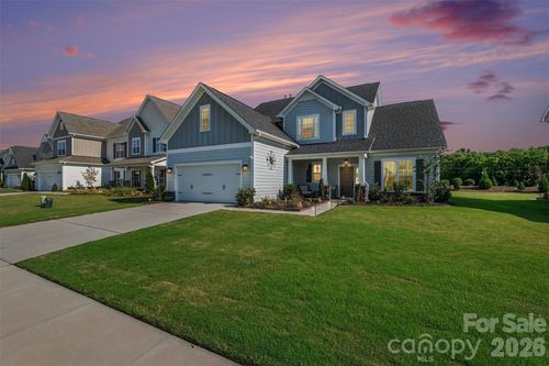3826 Dahlia Dr, Harrisburg, NC, 28075-0480 | Card Image